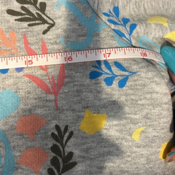 Talbots sweatshirt - Picture 5 of 7